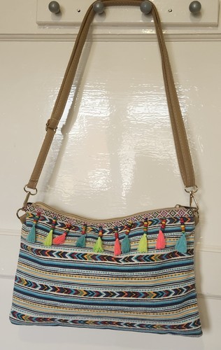 Woven tassel crossbody - woven,