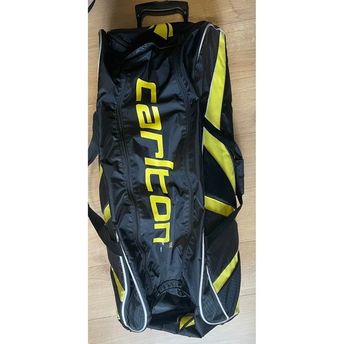 Carlton large wheeled racket - large,