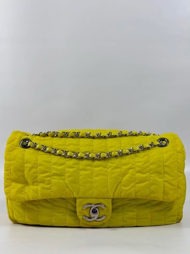 Authentic chanel neon yellow - authentic,